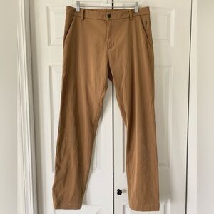 Lululemon Men’s Commission Pants Classic Size 36 x 32 tan‎